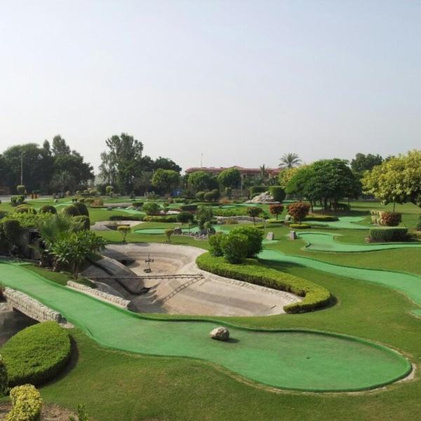 Northern Suites Bahria Town راوالبيندي المظهر الخارجي الصورة