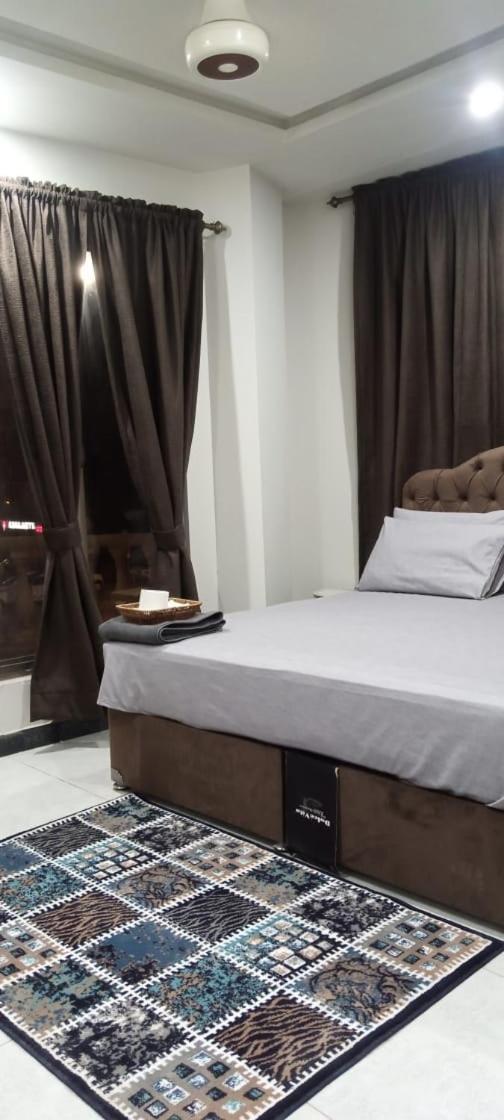 Northern Suites Bahria Town راوالبيندي المظهر الخارجي الصورة