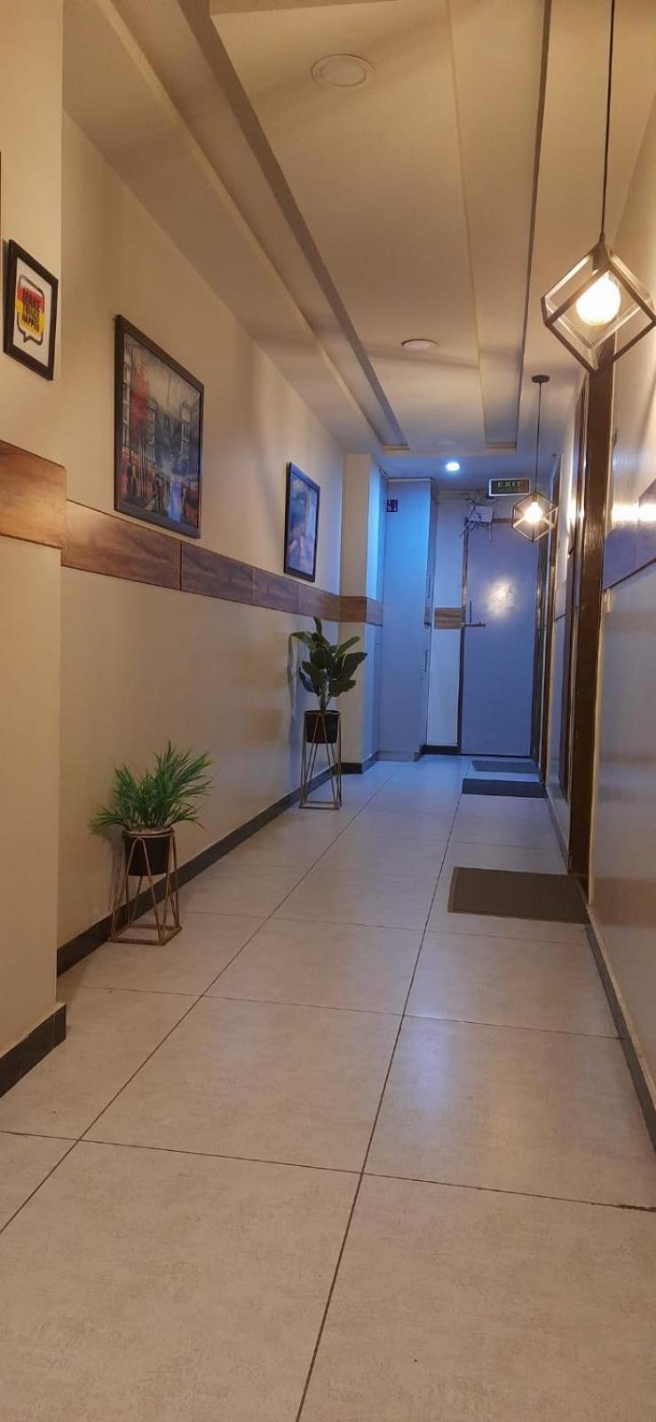Northern Suites Bahria Town راوالبيندي المظهر الخارجي الصورة